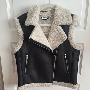 Noisy May Black and Cream Shearling Vest